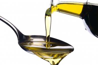 Thanh lọc cơ thể bằng dầu oliu có thật sự đẩy được sỏi ra ngoài?